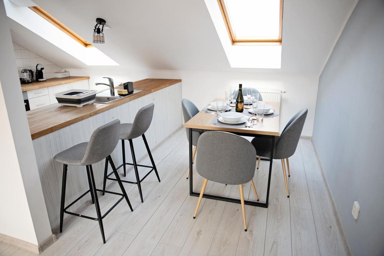 Cozy Modern Apartment In The Old Town - Hlavna Street Košice Exterior foto