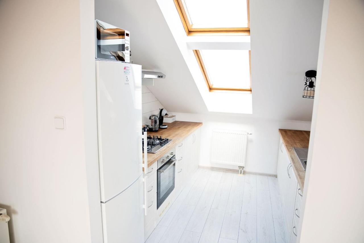 Cozy Modern Apartment In The Old Town - Hlavna Street Košice Exterior foto
