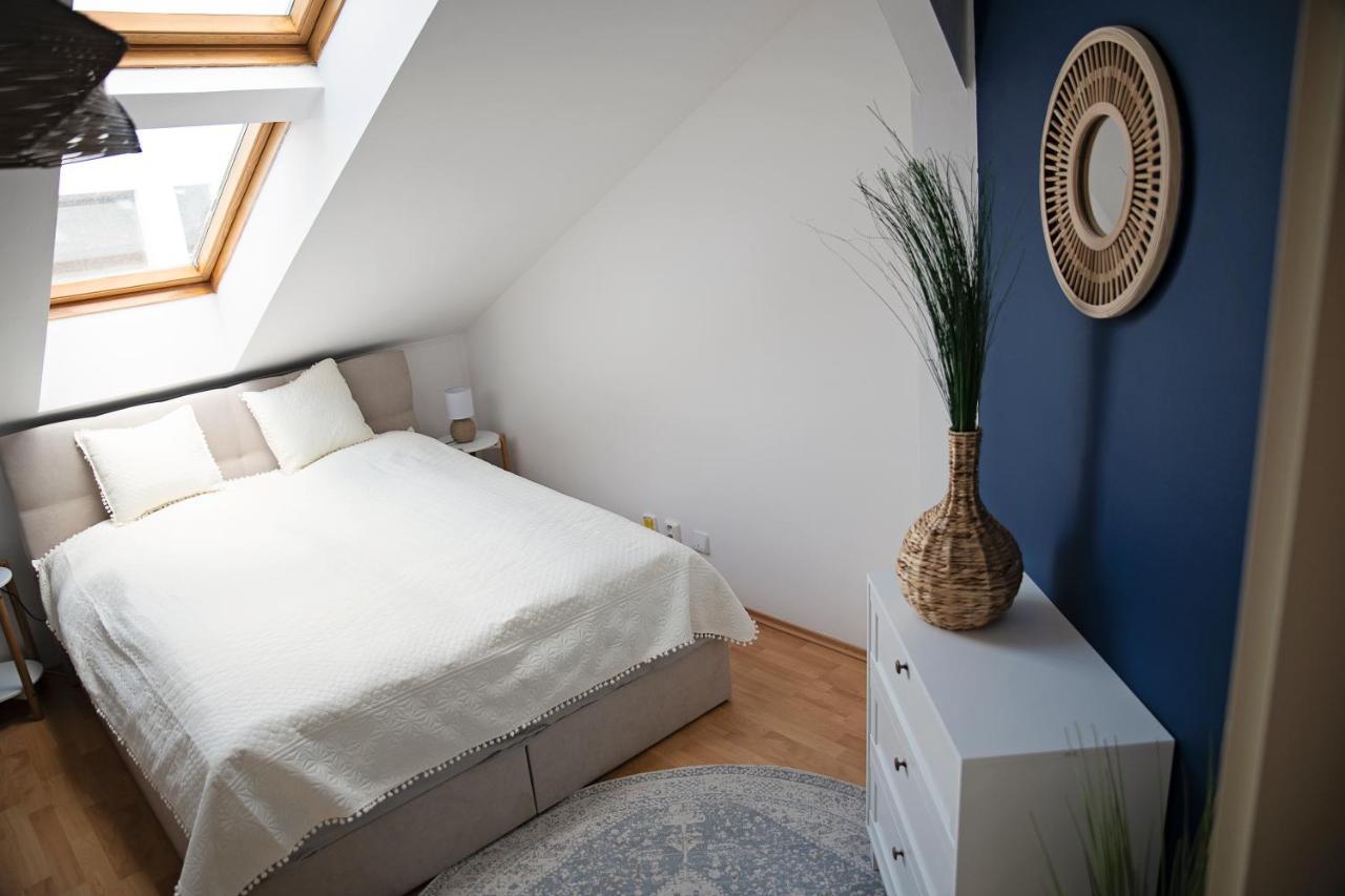 Cozy Modern Apartment In The Old Town - Hlavna Street Košice Exterior foto